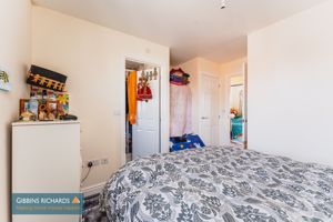 Bedroom- click for photo gallery